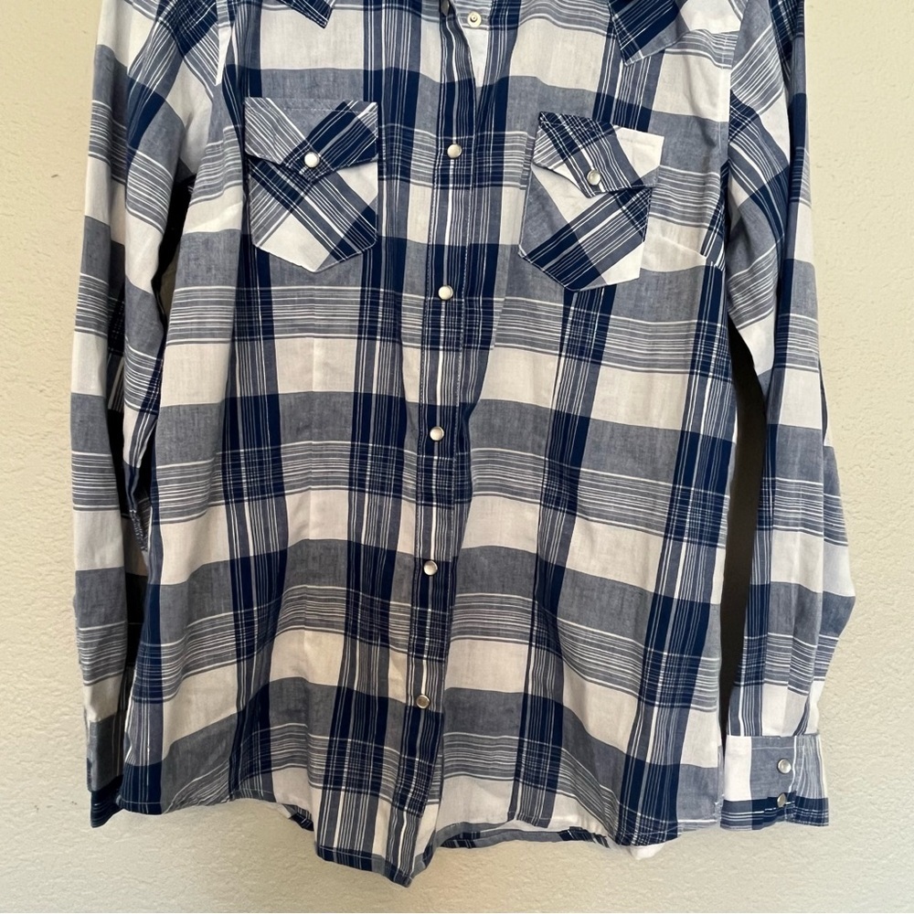 Wrangler Blue and White Plaid Western Button Down Shirt Women's Medium - Picture 10 of 15